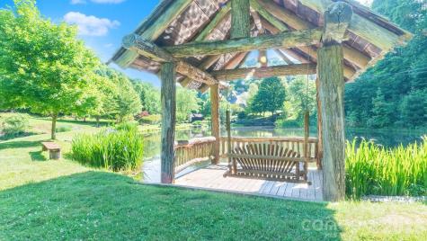 17 Greer Way Mars Hill NC 28754