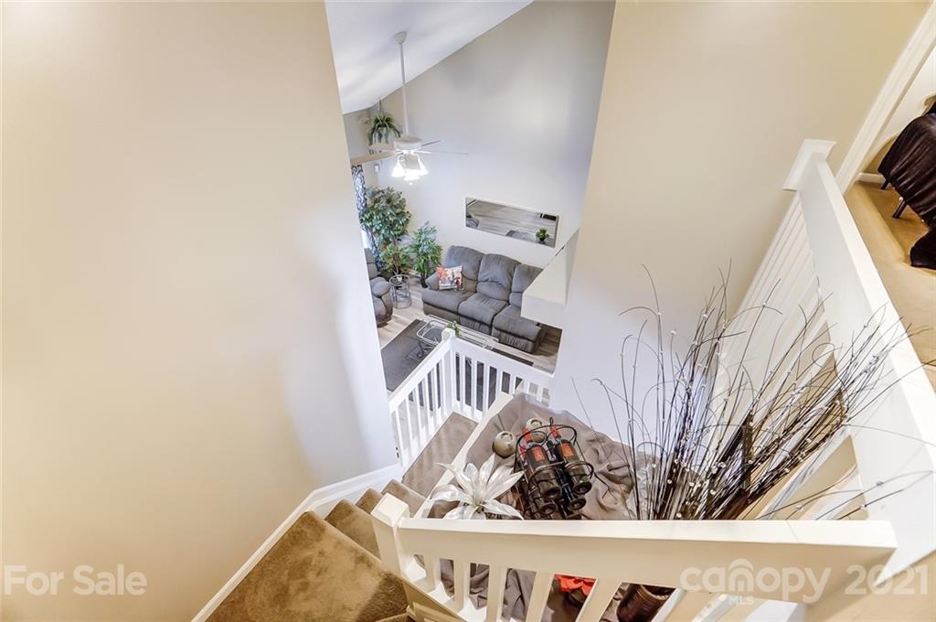 1719 Forest Side Lane Charlotte NC 28213