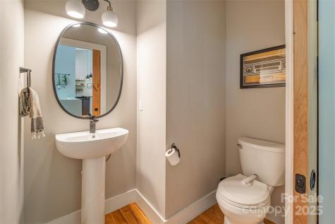 42 Salola Street Asheville NC 28806