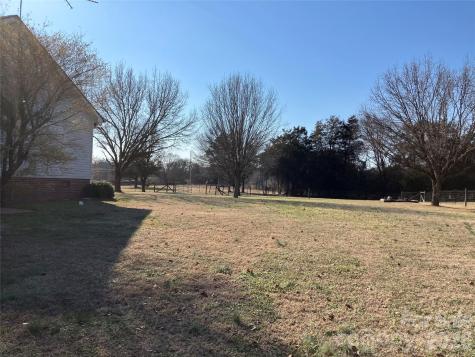 13215 Pine Bluff Road Midland NC 28107