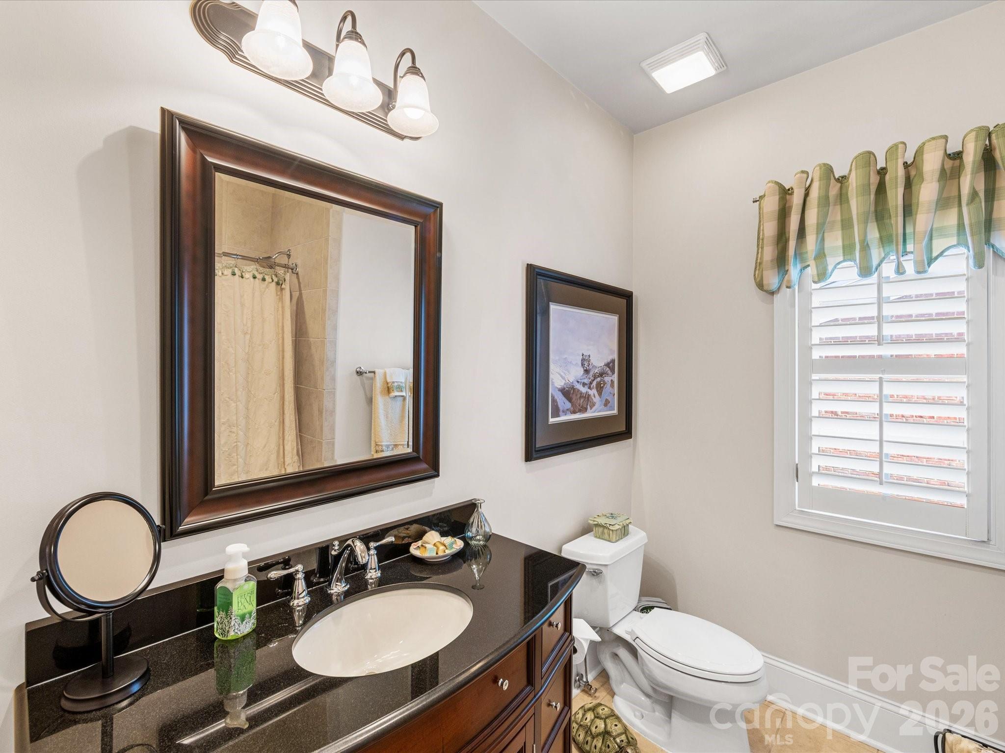 6525 Wakehurst Road Charlotte NC 28226