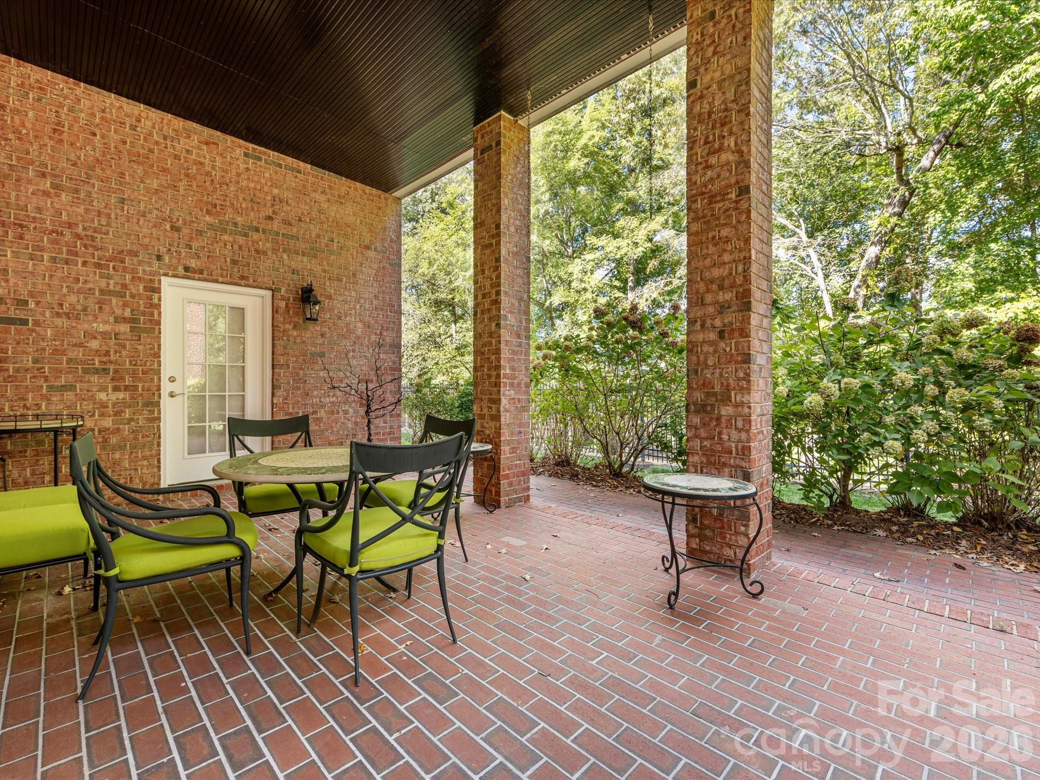 6525 Wakehurst Road Charlotte NC 28226