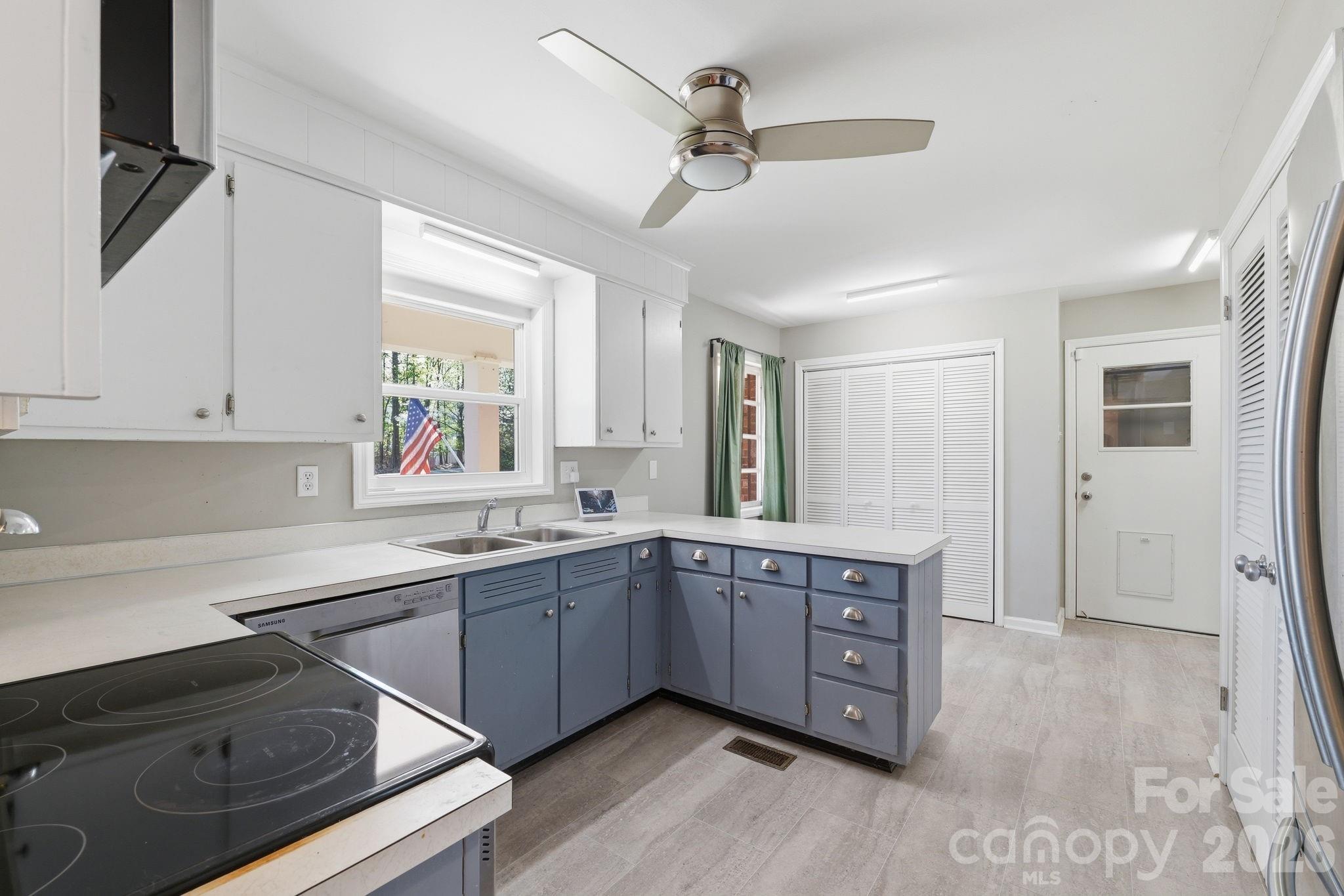 11715 Timber Ridge Road Charlotte NC 28213