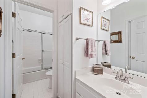 7 15th Vantage Street Campobello SC 29322