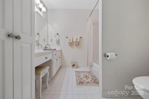 7 15th Vantage Street Campobello SC 29322