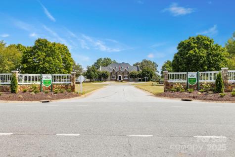 7 15th Vantage Street Campobello SC 29322