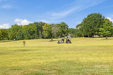 7 15th Vantage Street Campobello SC 29322