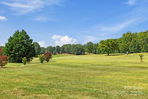 7 15th Vantage Street Campobello SC 29322
