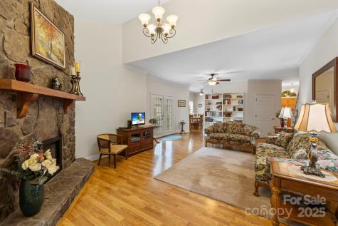 7 15th Vantage Street Campobello SC 29322