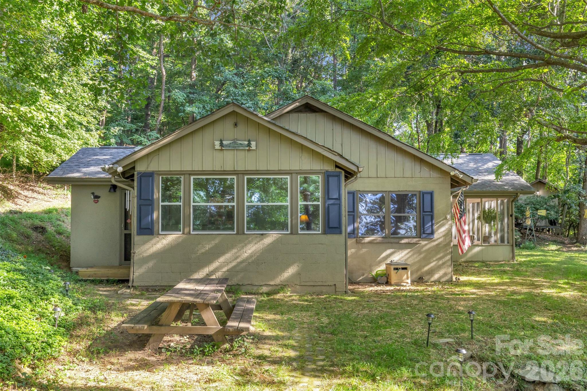 3605 Skyuka Mountain Road Columbus NC 28722