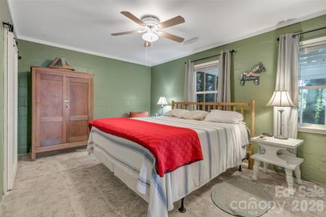3605 Skyuka Mountain Road Columbus NC 28722