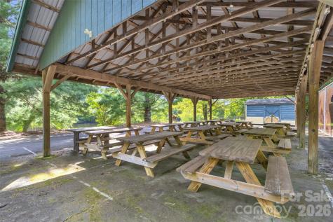 3605 Skyuka Mountain Road Columbus NC 28722