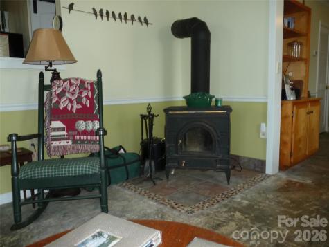 3605 Skyuka Mountain Road Columbus NC 28722