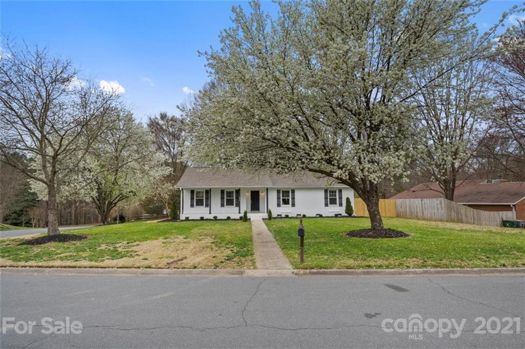 6220 Sellars Court Charlotte NC 28211