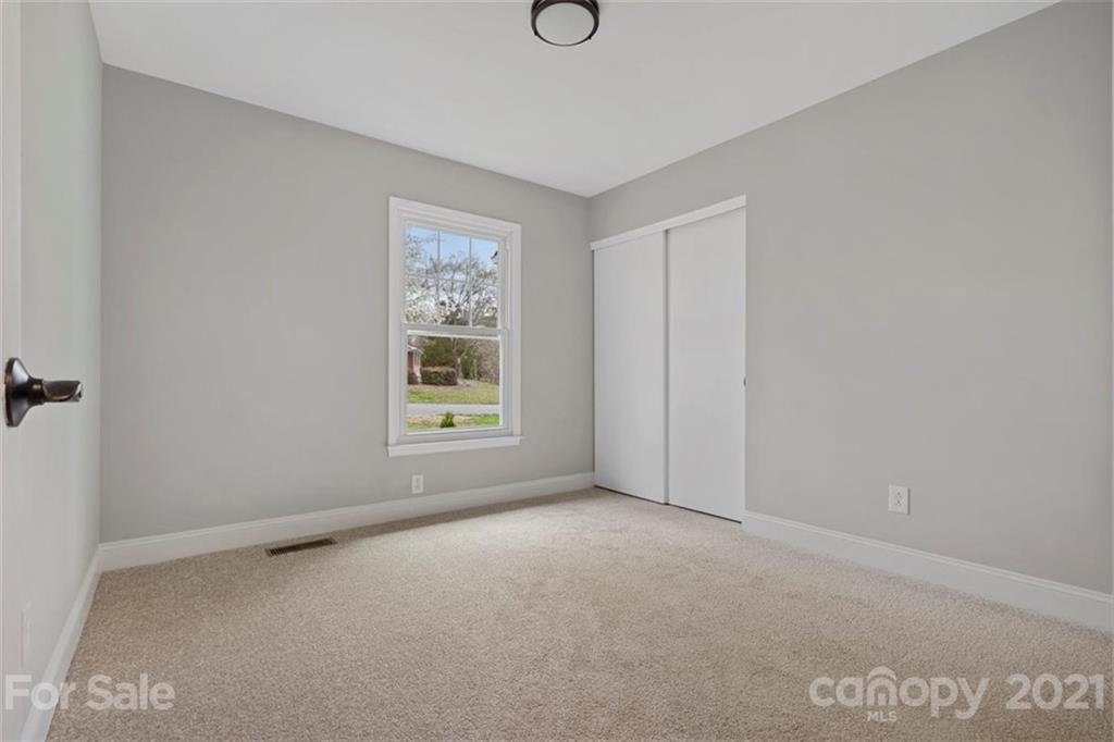 6220 Sellars Court Charlotte NC 28211
