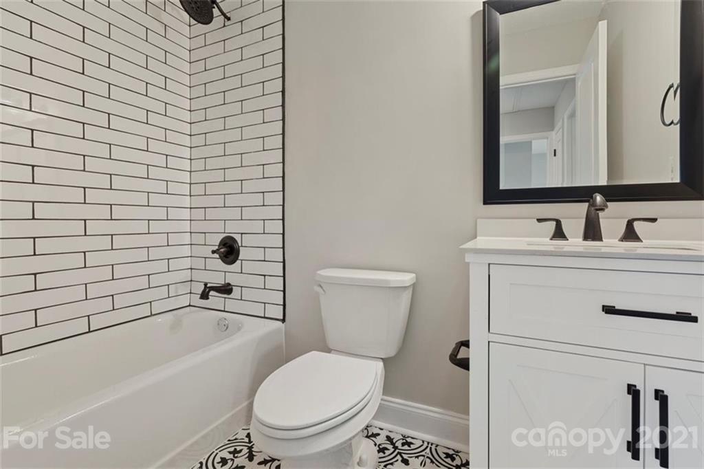 6220 Sellars Court Charlotte NC 28211