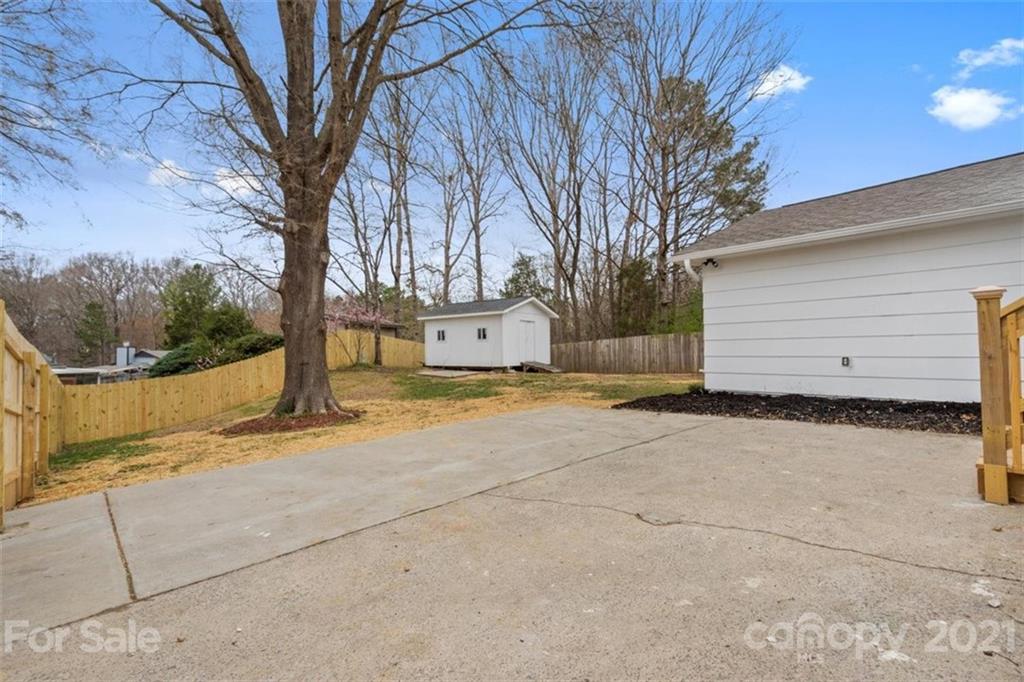 6220 Sellars Court Charlotte NC 28211