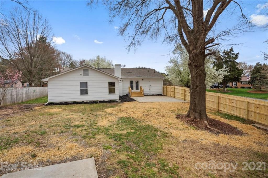 6220 Sellars Court Charlotte NC 28211