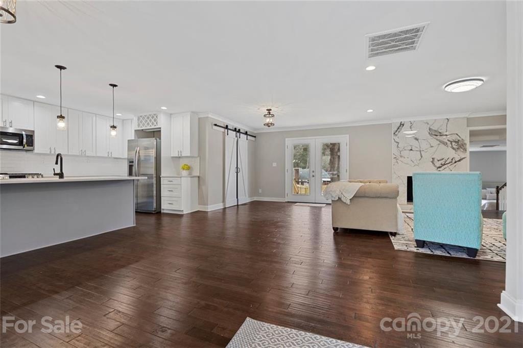 6220 Sellars Court Charlotte NC 28211