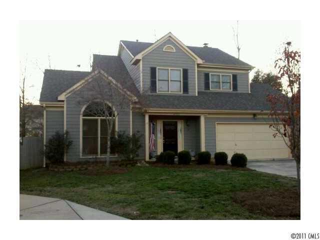 8400 Albury Walk Lane Charlotte NC 28277