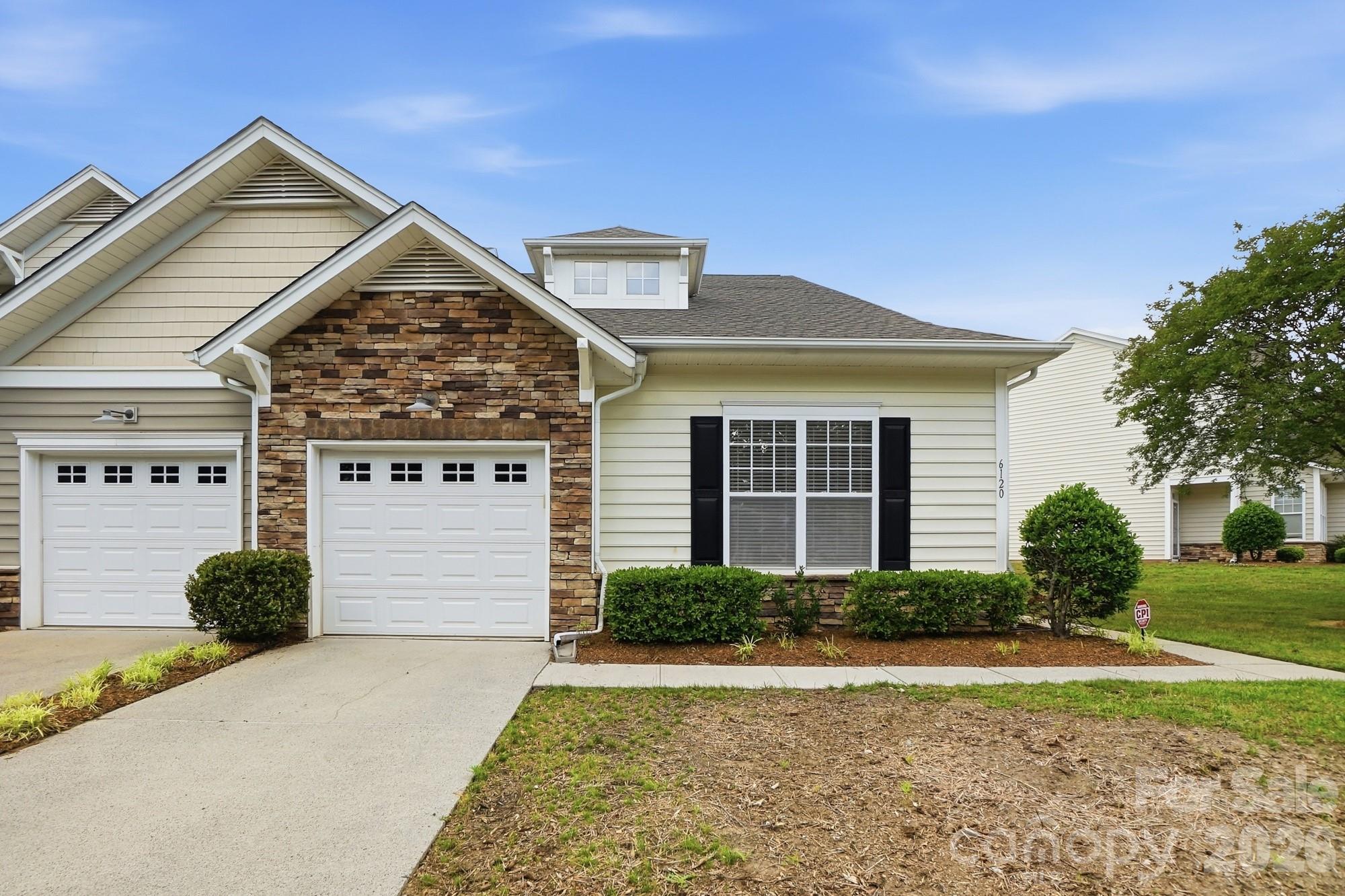 6120 Pale Moss Lane Charlotte NC 28269