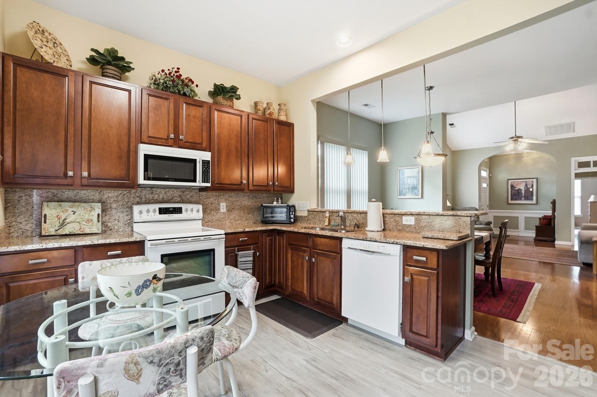 6120 Pale Moss Lane Charlotte NC 28269