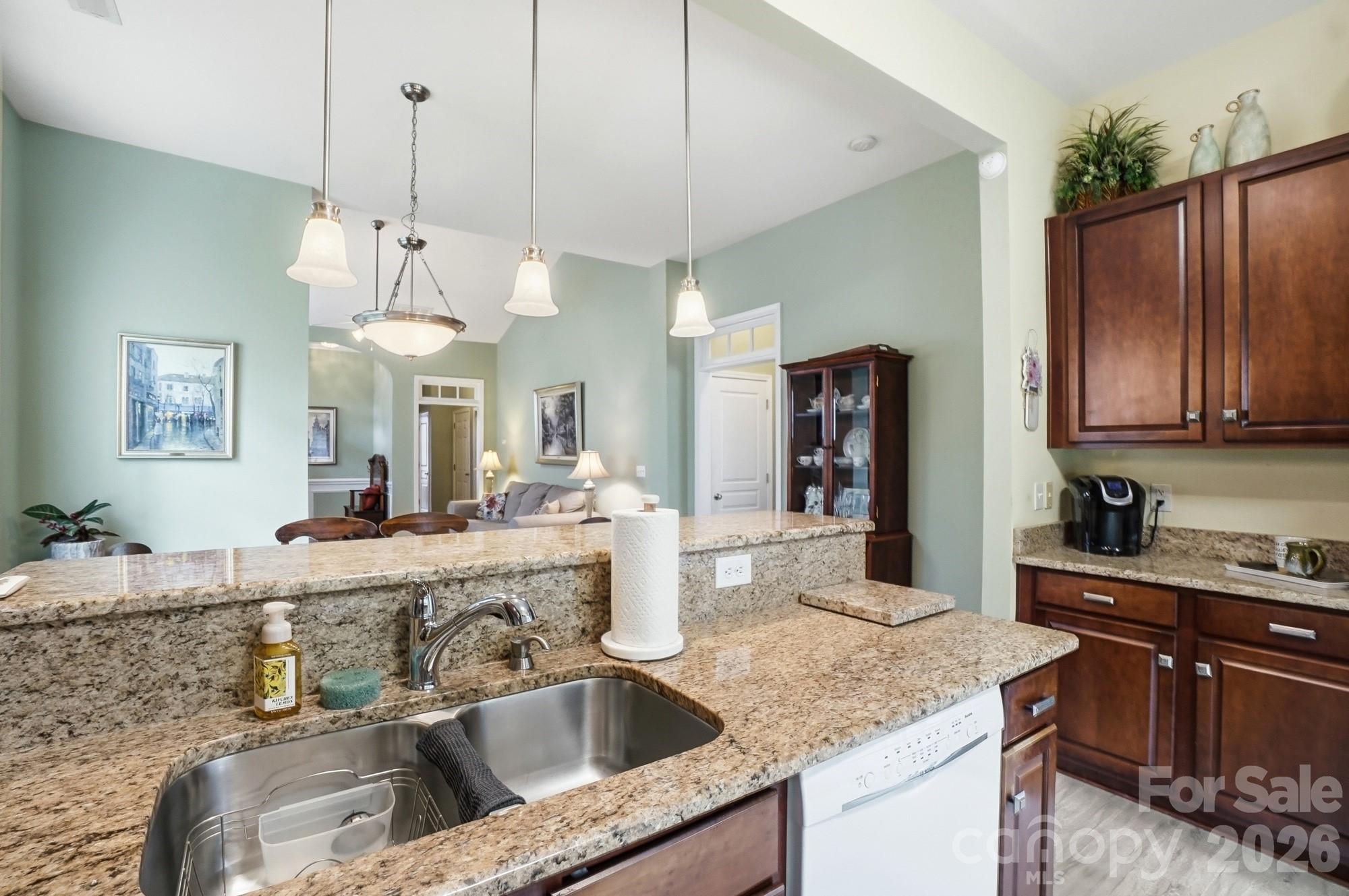 6120 Pale Moss Lane Charlotte NC 28269