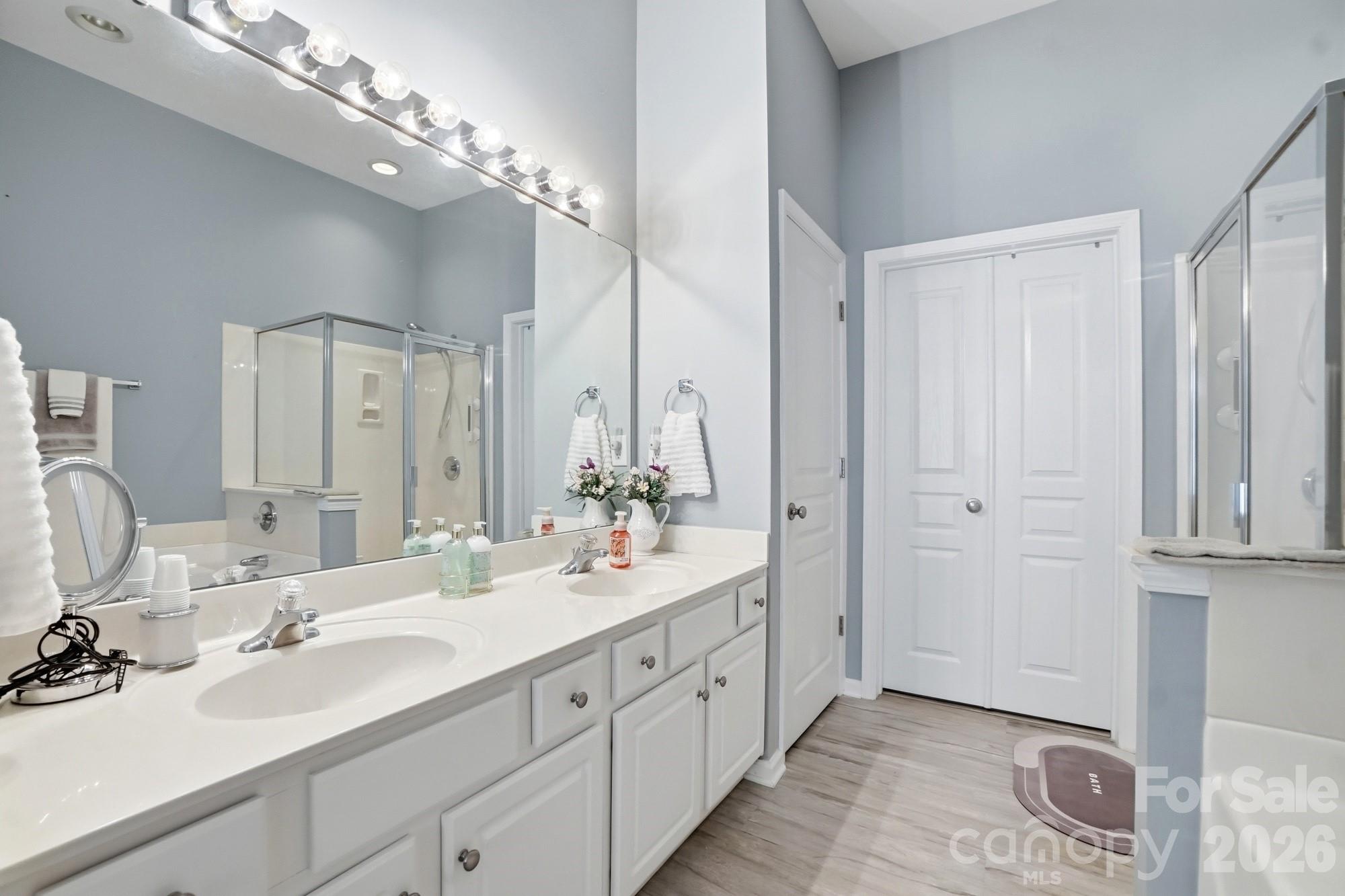 6120 Pale Moss Lane Charlotte NC 28269