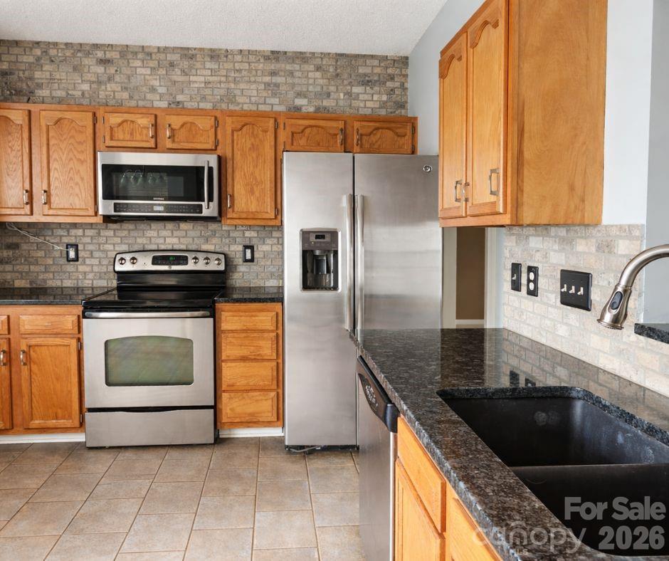 132 Grayrock Drive Statesville NC 28677