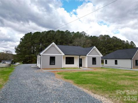 9605 Hwy 52 N Wadesboro NC 28170