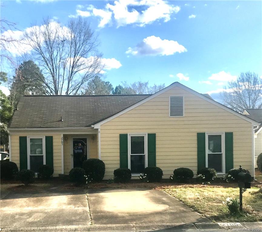2705 Hillmont Drive Charlotte NC 28226