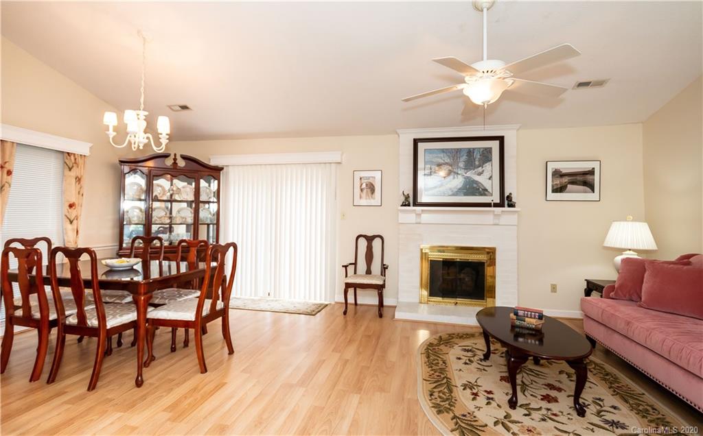 2705 Hillmont Drive Charlotte NC 28226