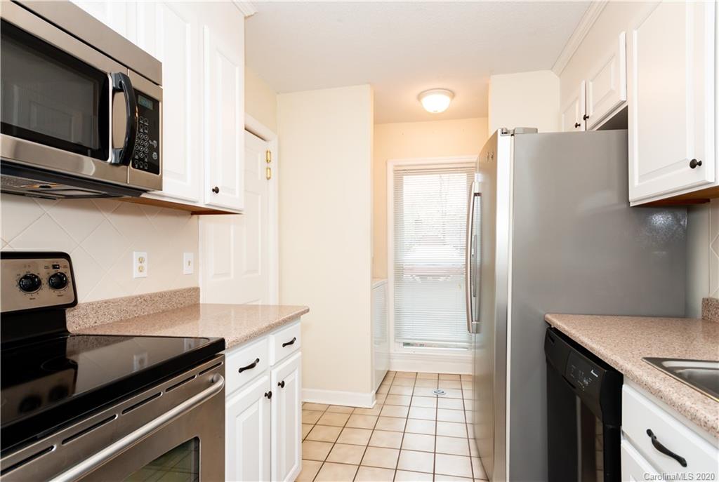 2705 Hillmont Drive Charlotte NC 28226