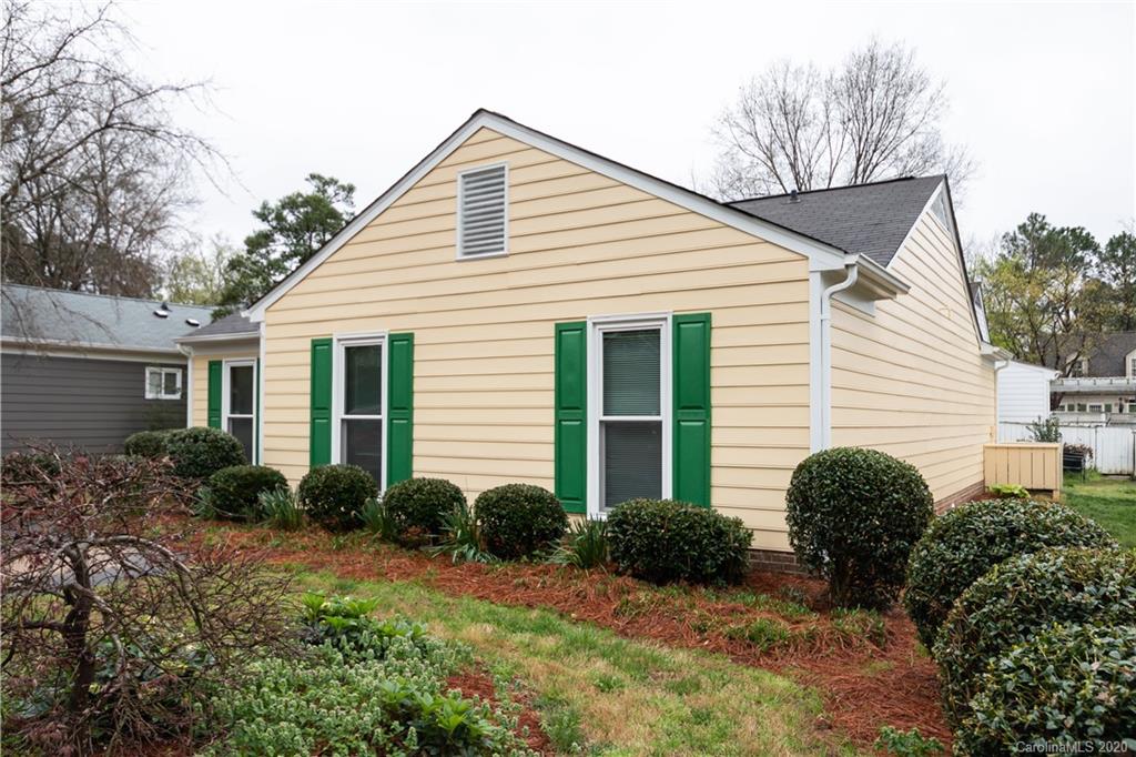 2705 Hillmont Drive Charlotte NC 28226