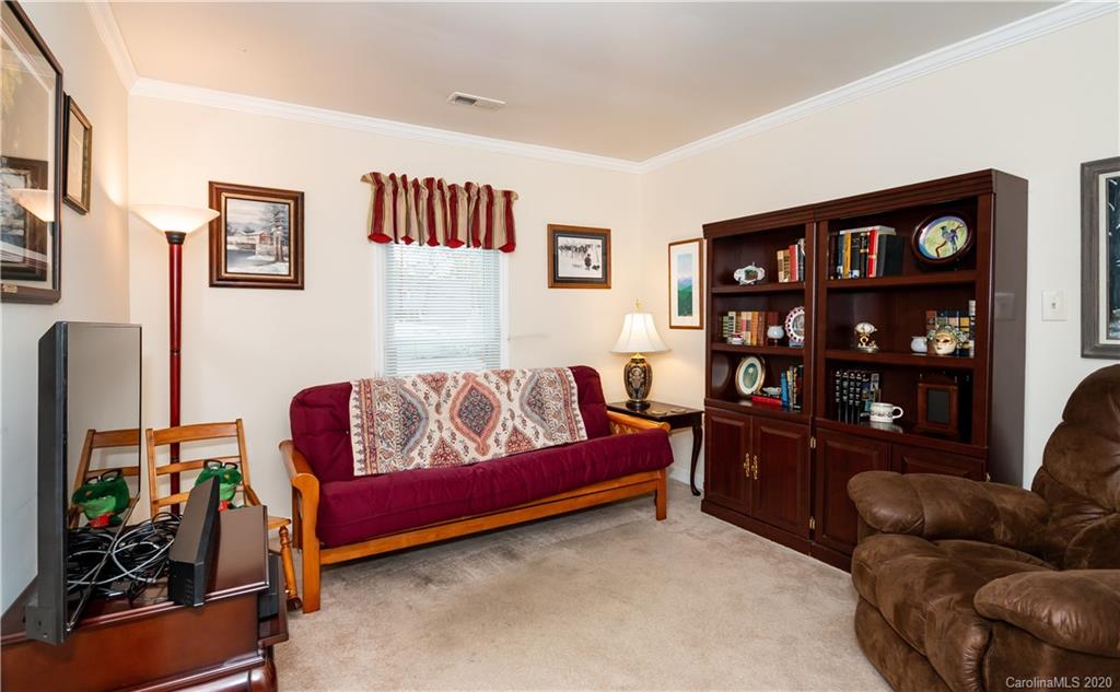 2705 Hillmont Drive Charlotte NC 28226