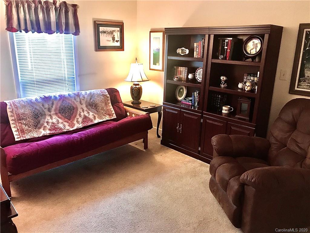 2705 Hillmont Drive Charlotte NC 28226