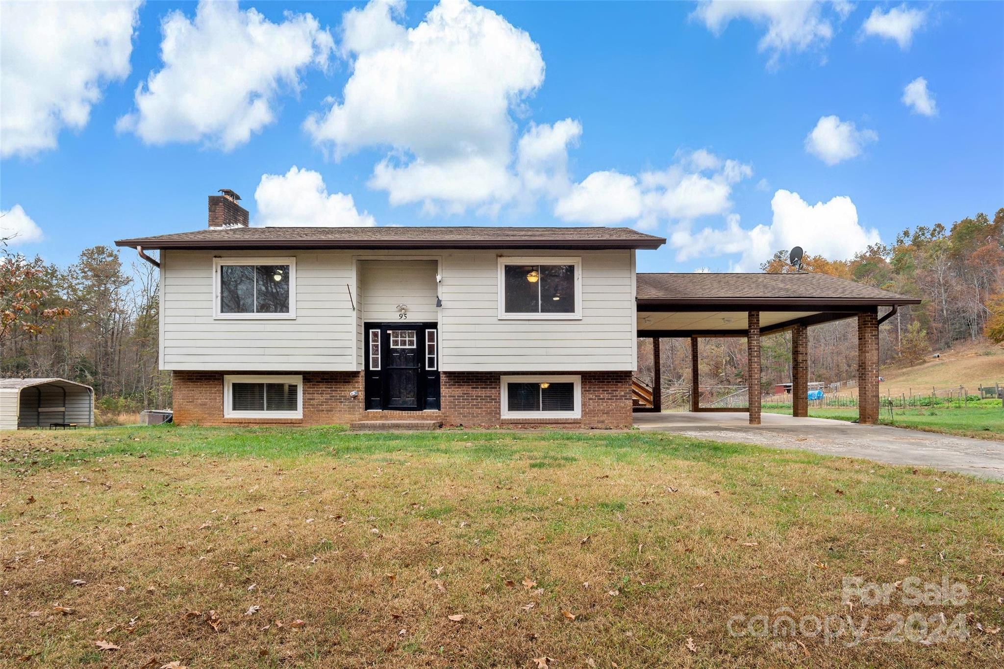 95 Flatlander Drive Old Fort NC 28762