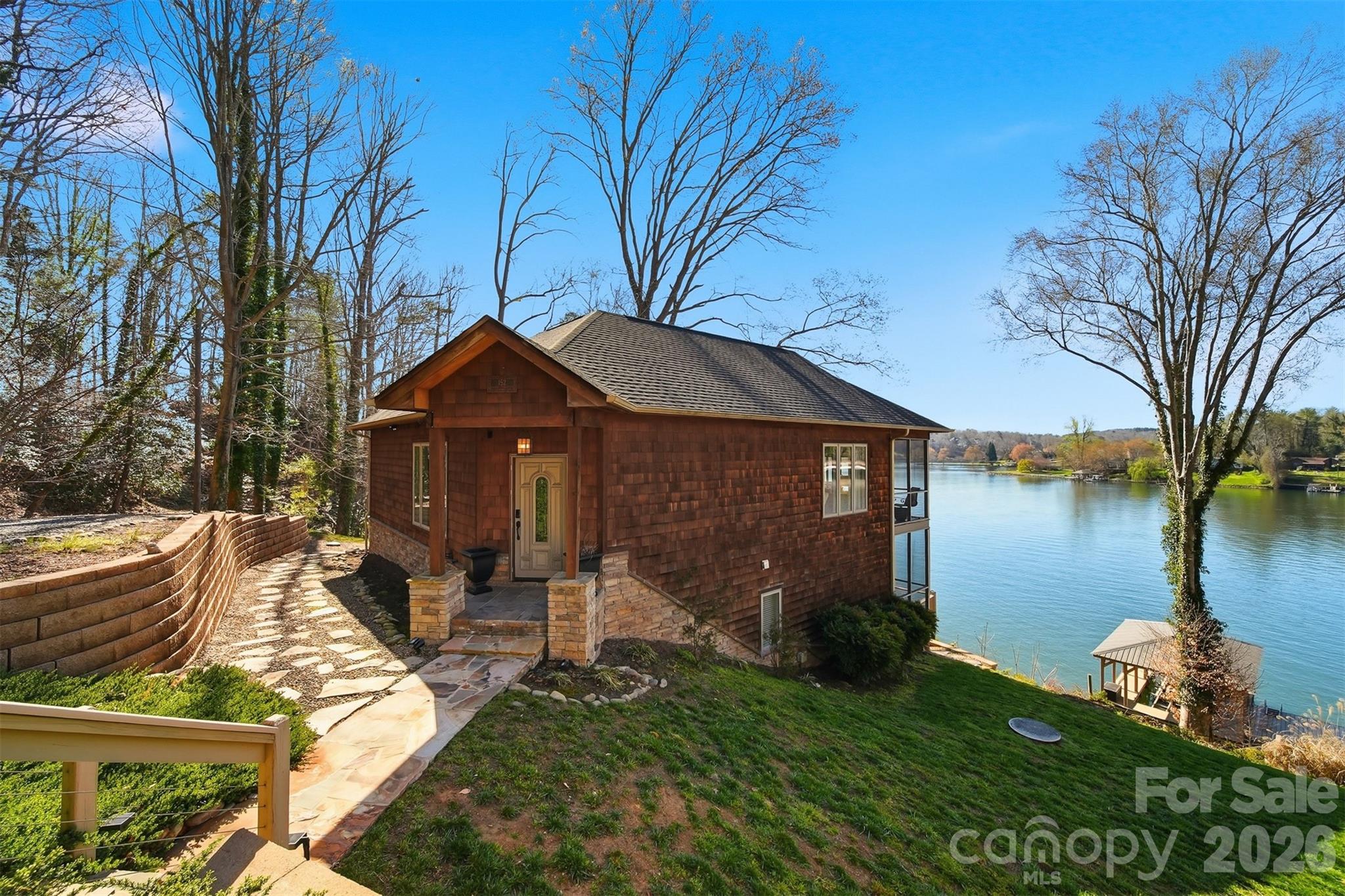 152 Bridge Pointe Lane Hickory NC 28601