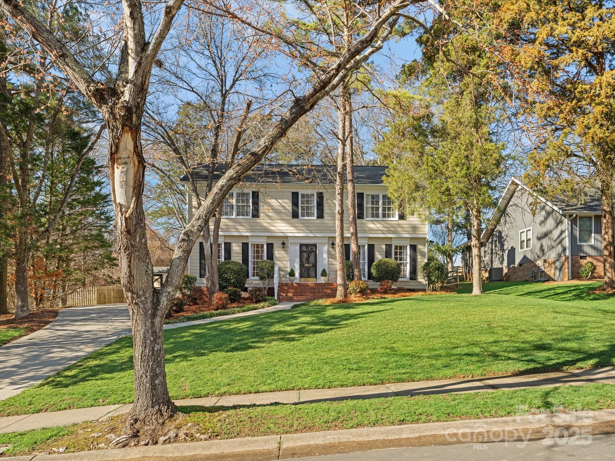 2600 Fernbank Drive Charlotte NC 28226
