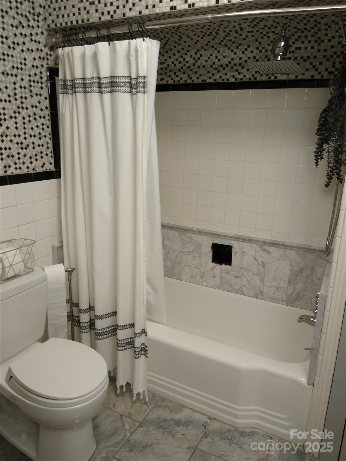 242 Birch Lane Arden NC 28704