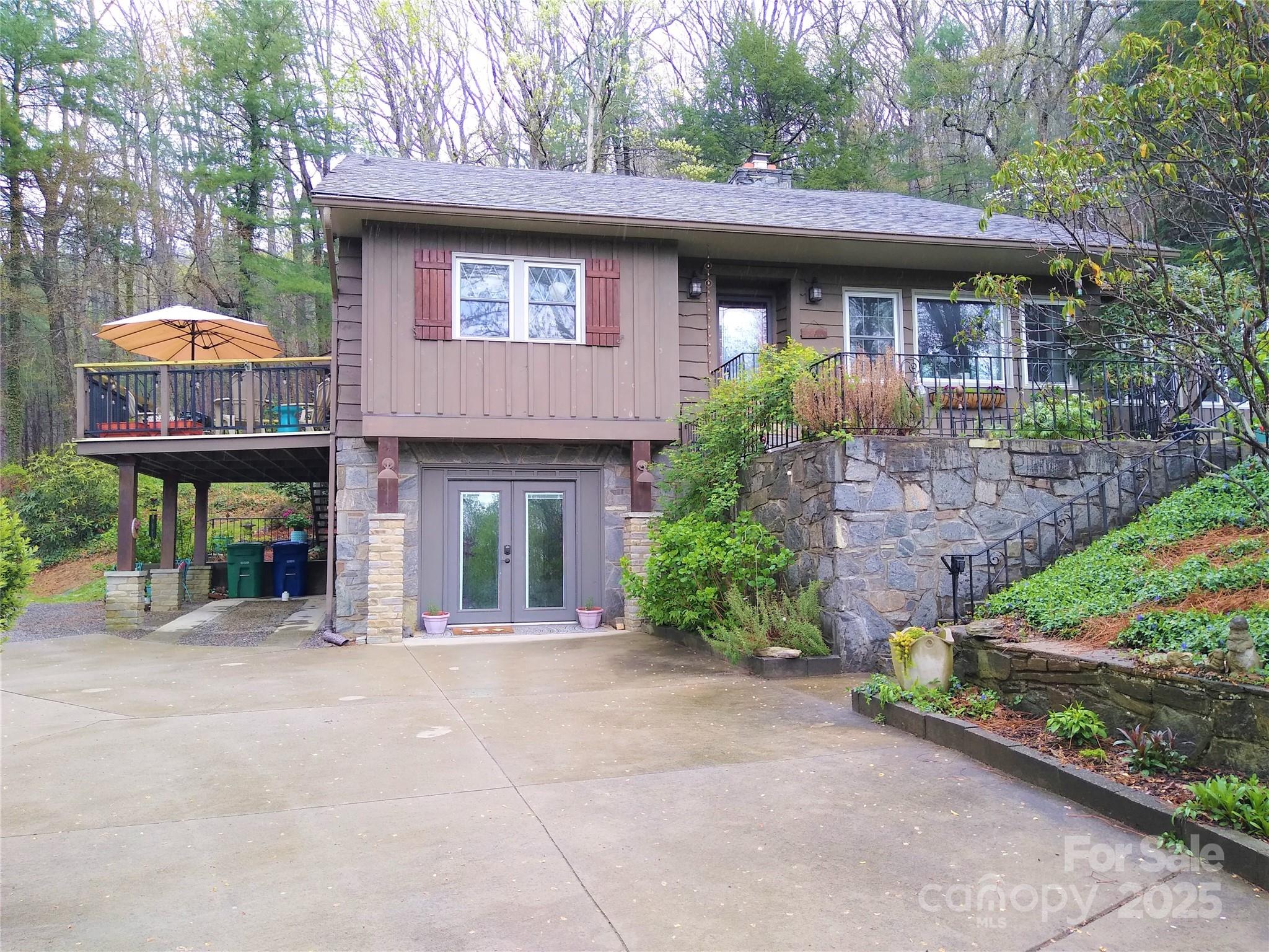 242 Birch Lane Arden NC 28704