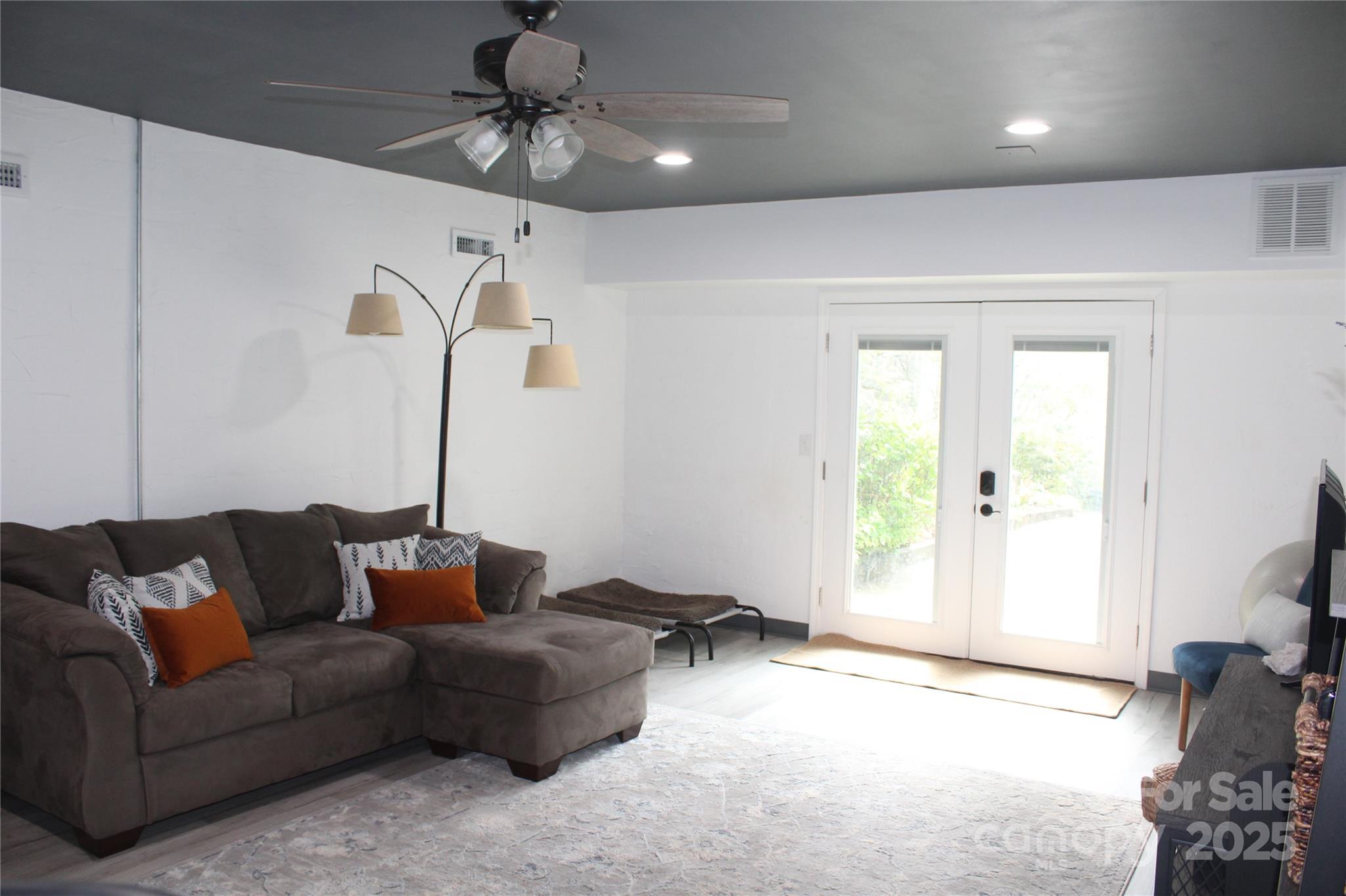 242 Birch Lane Arden NC 28704