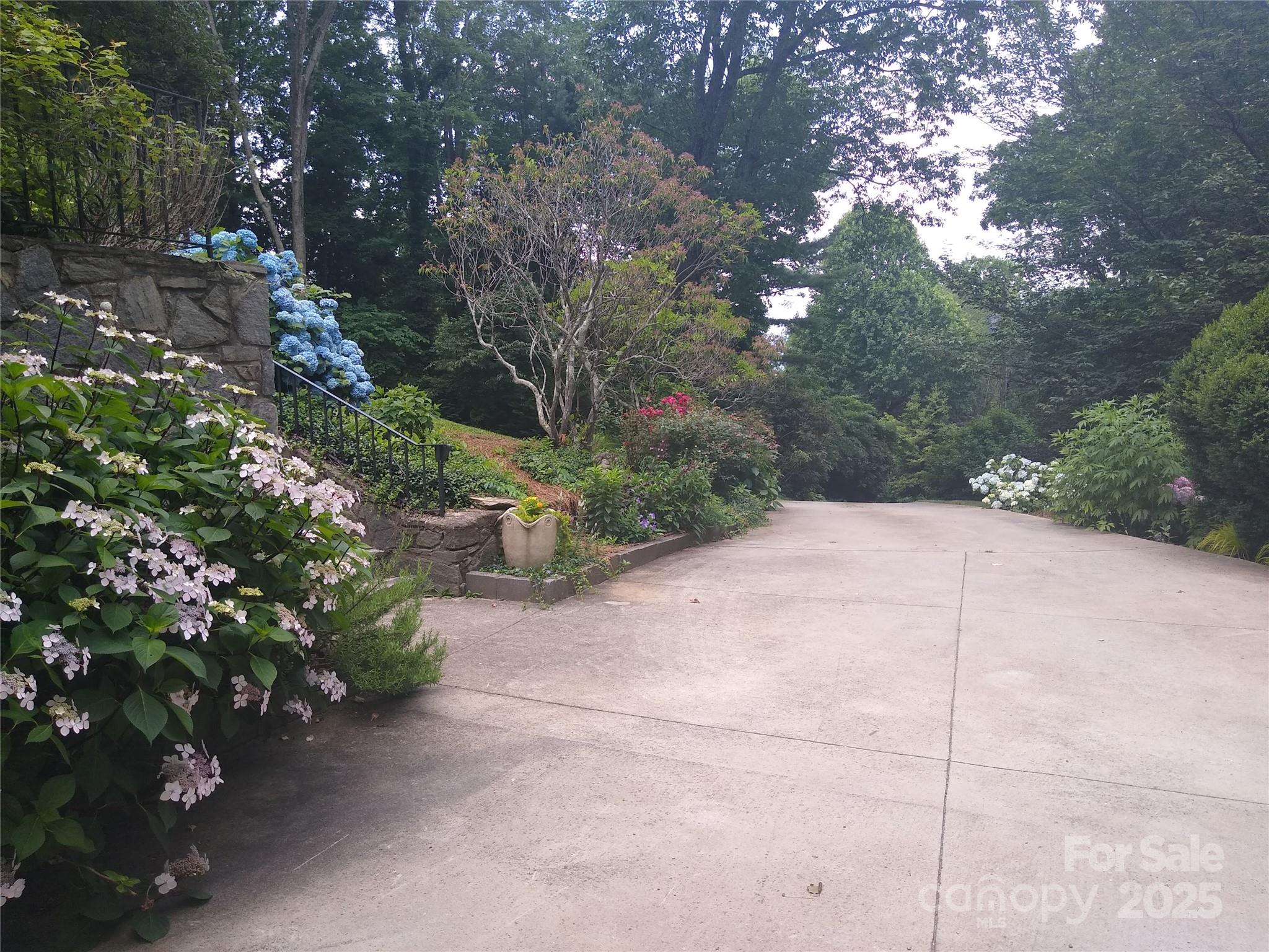 242 Birch Lane Arden NC 28704