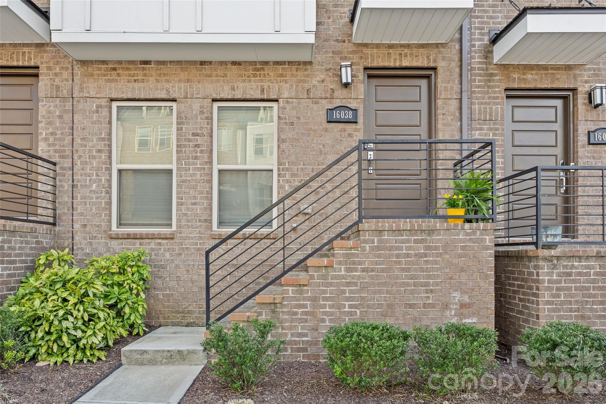 16038 Roscoe Lane Charlotte NC 28204