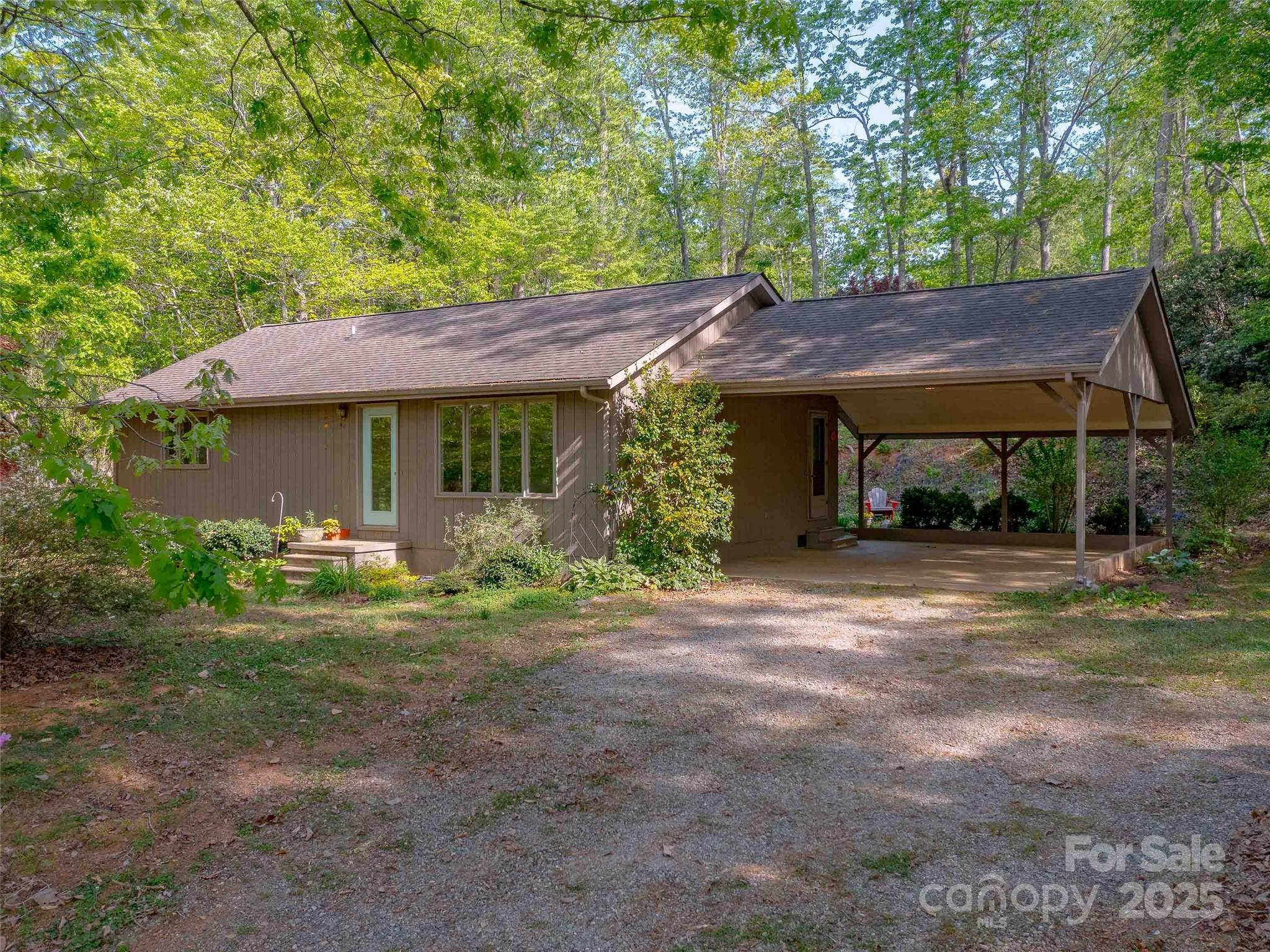 1240 Blanton Street Columbus NC 28722
