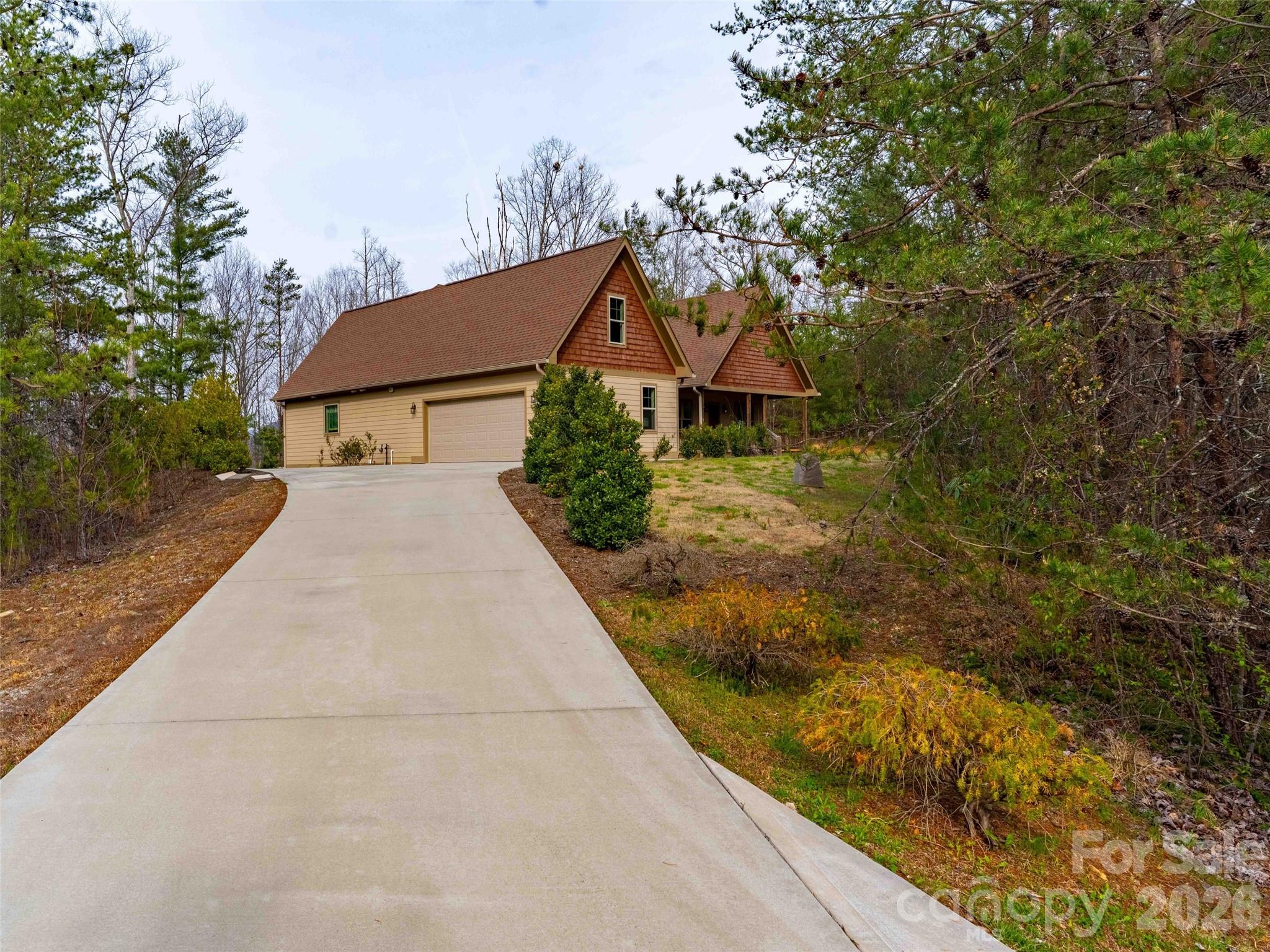334 Summer Orchard Drive Hendersonville NC 28792