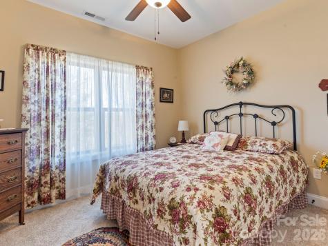 334 Summer Orchard Drive Hendersonville NC 28792