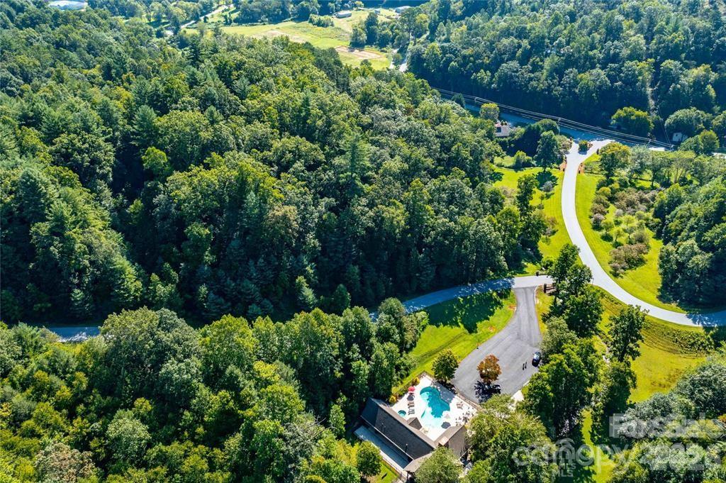 334 Summer Orchard Drive Hendersonville NC 28792