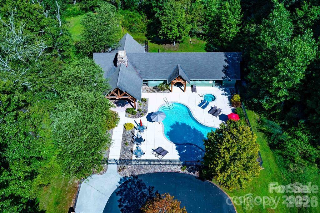 334 Summer Orchard Drive Hendersonville NC 28792