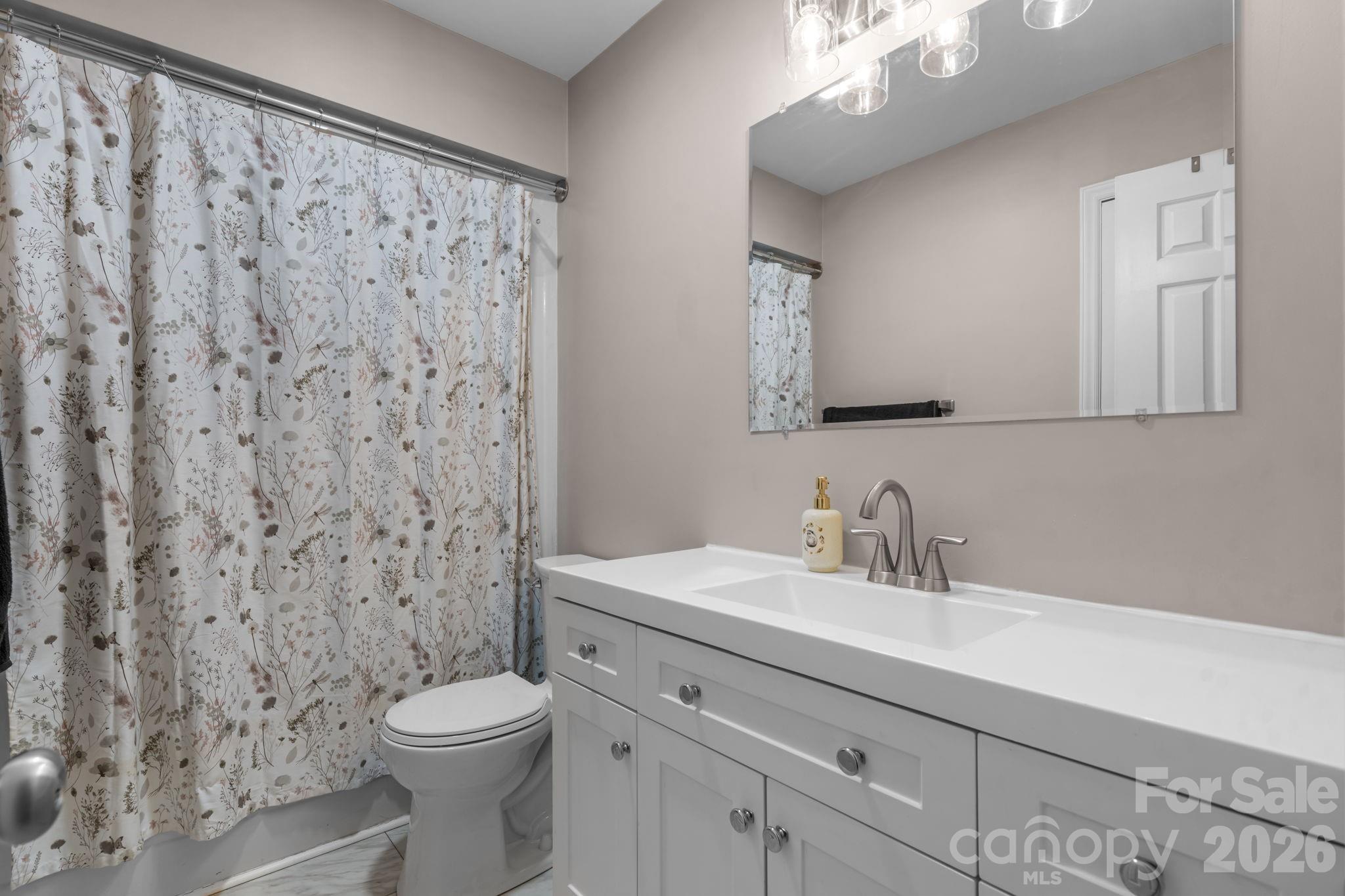 2120 40th Avenue Court NE Hickory NC 28601